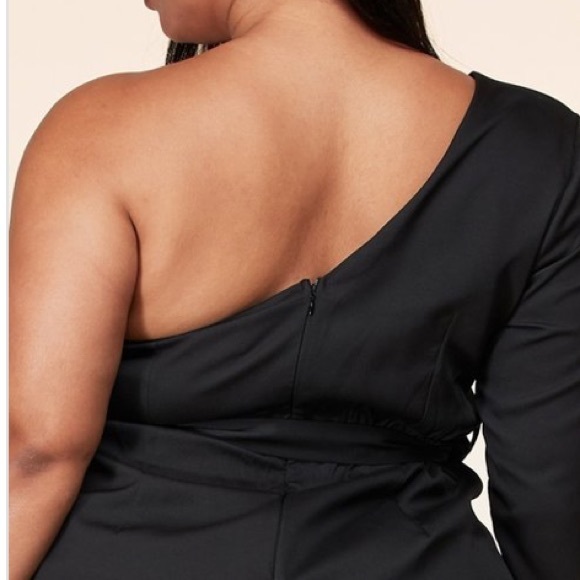 New plus black dress - Picture 4 of 10